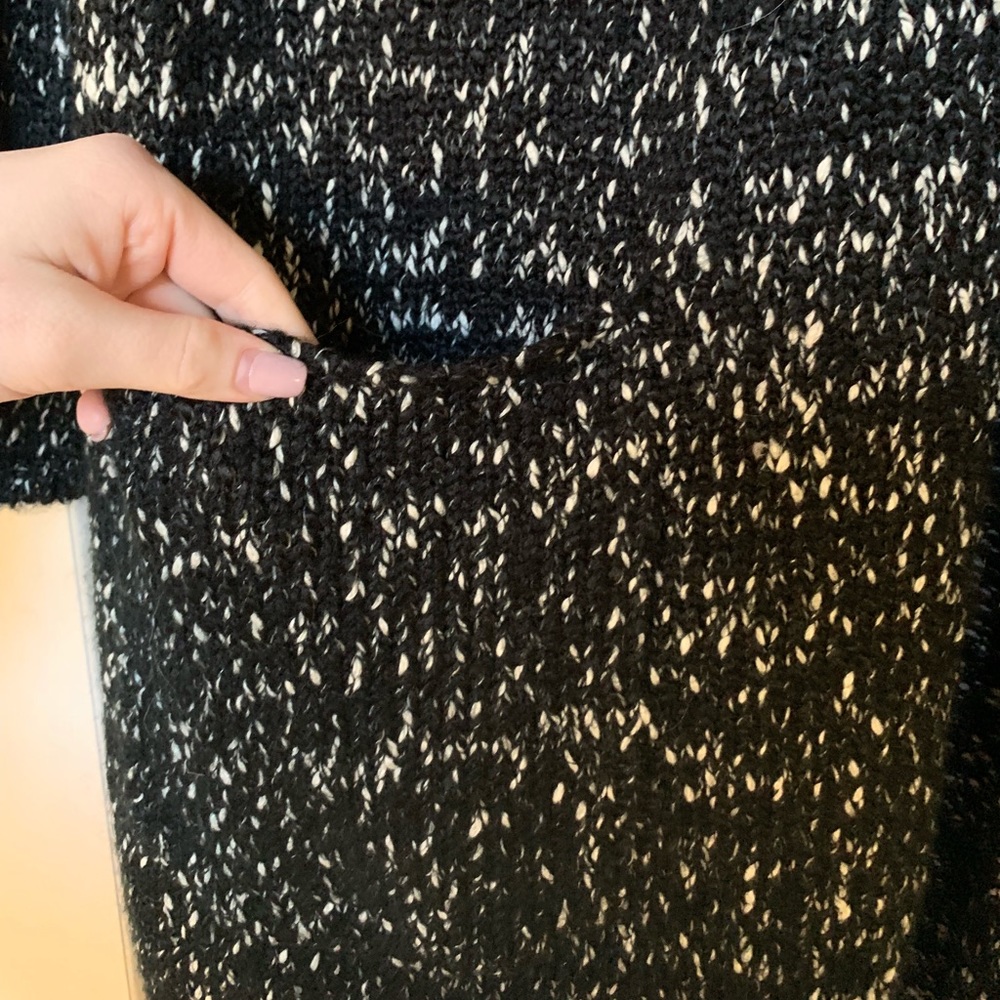 Heavy/thick Winter Cardigan - Picture 3 of 6